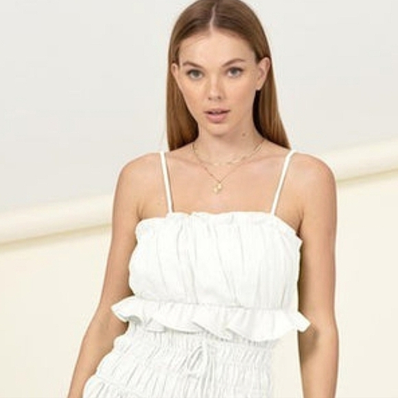 HYFVE Pleated/Ruffle 100% Cotton Spaghetti Strap Crop Top In White. Size Med - Picture 1 of 16